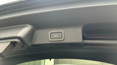 Jaguar F-Pace 2.0 D200 R-Dynamic SE 5dr Auto AWD Diesel Estate